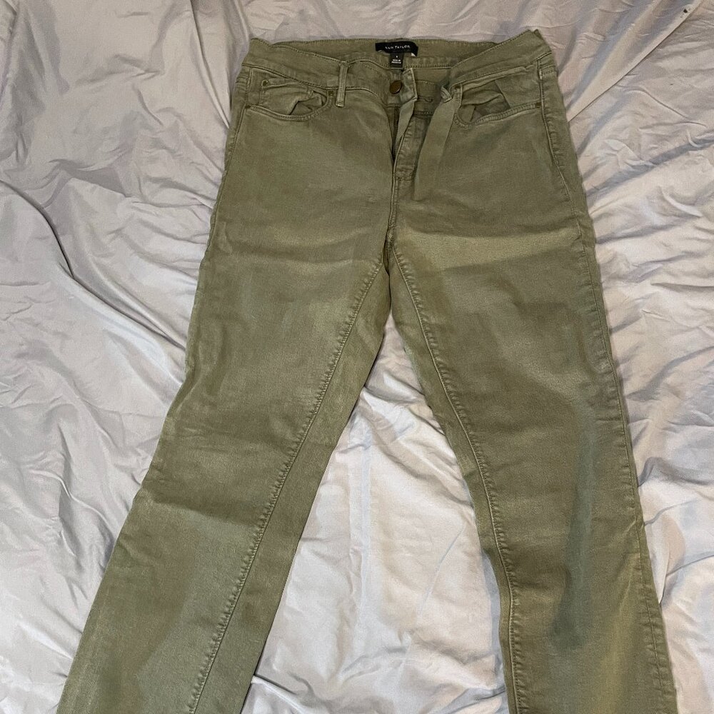 Ann Taylor green skinny jeans